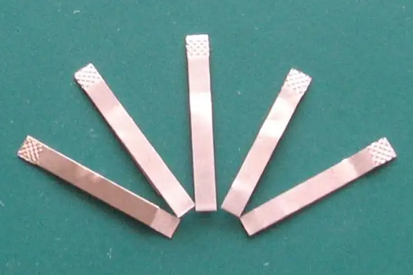 銅箔鋁箔金屬薄片專用切割機型—紫外皮秒激光切割機 銅箔鋁箔金屬薄片專用切割機型—紫外皮秒激光切割機