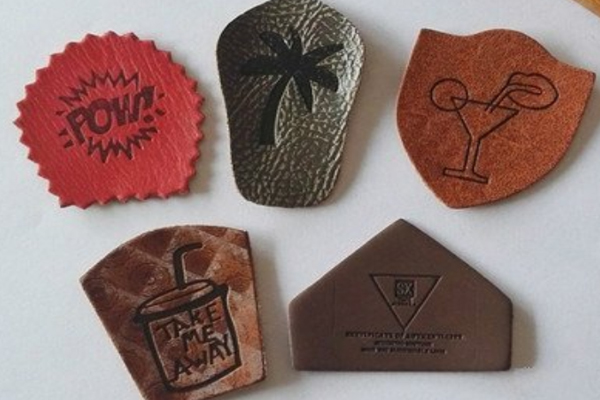 鞋面鞋材輔料雕花設備—鞋材激光雕刻機 鞋面鞋材輔料雕花設備—鞋材激光雕刻機