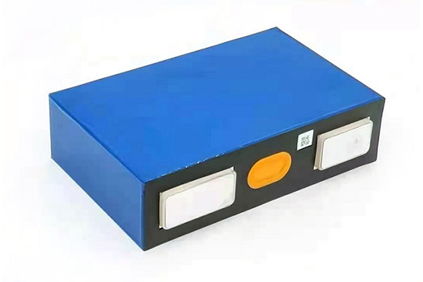 激光清洗動力電池表面藍膜，助力電池行業高速發展