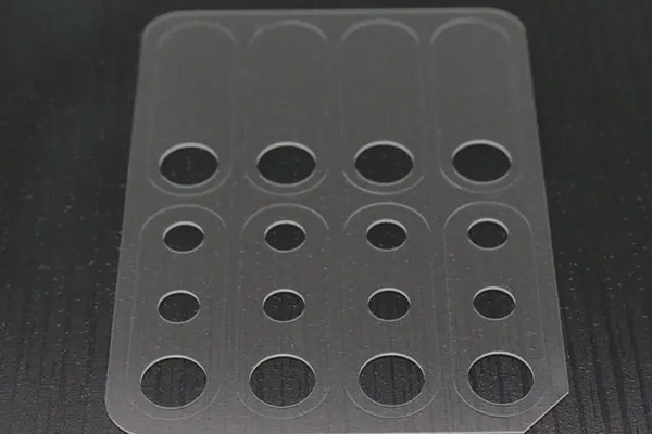 全自動石英玻璃切割打孔設備——玻璃激光切割機 全自動石英玻璃切割打孔設備——玻璃激光切割機