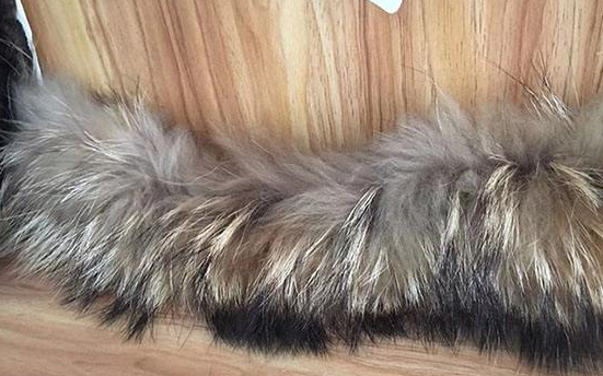 激光切割毛領，這個冬天要風度也要溫度