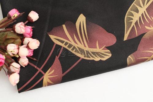 布料激光裁剪機，讓你的戰(zhàn)袍美出新高度