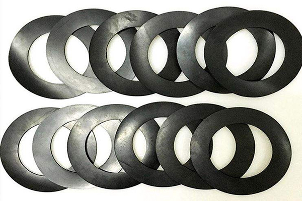 硅膠橡膠激光切割設備分析